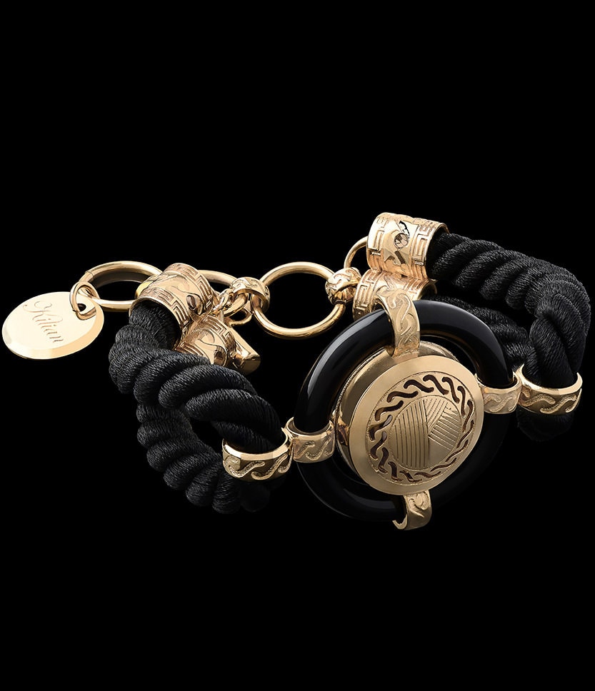 Scented shield bracelet